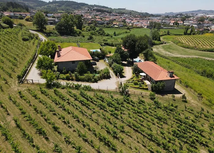 Quinta De Carvalhal - Feriehus Guimarães